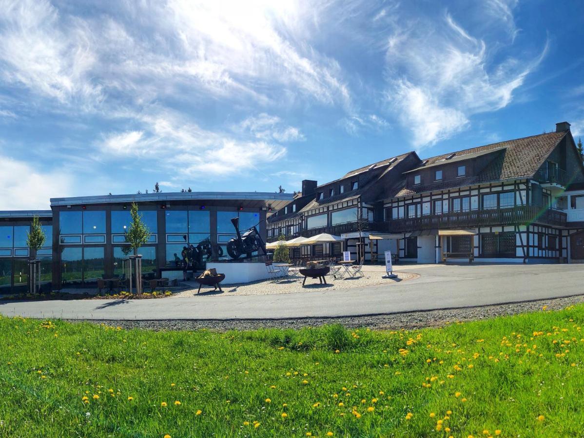 Der Schoene Asten - Resort ヴィンターベルク エクステリア 写真
