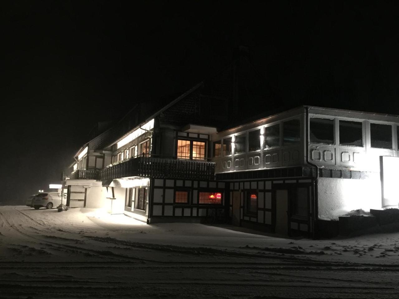 Der Schoene Asten - Resort ヴィンターベルク エクステリア 写真